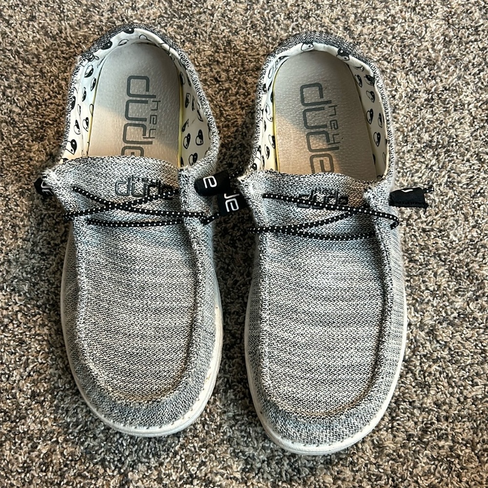 Women’s Wendy hey dudes, light gray, women’s size US 9